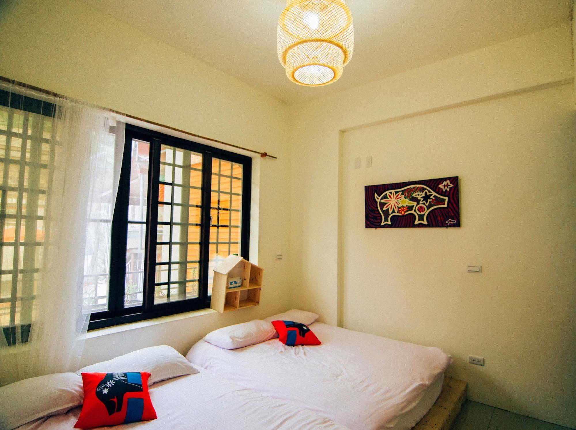 Fenchihu A Ku Ya Na Art Homestay Chiayi City Exterior photo